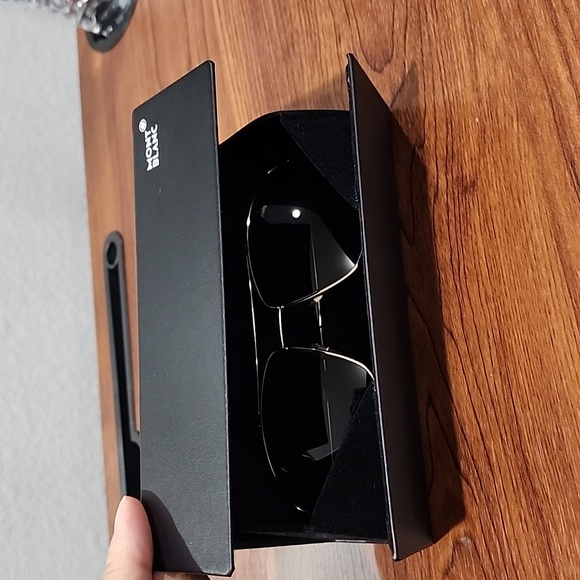 100% Authentic Gold Montblanc Sunglasses - Picture 7 of 8